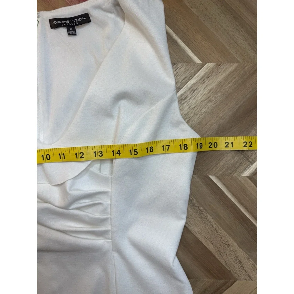 Adrienne Vittadini Sleeveless Sheath‎ Dress White Ruffle Ruched Sz 10 Elegant
